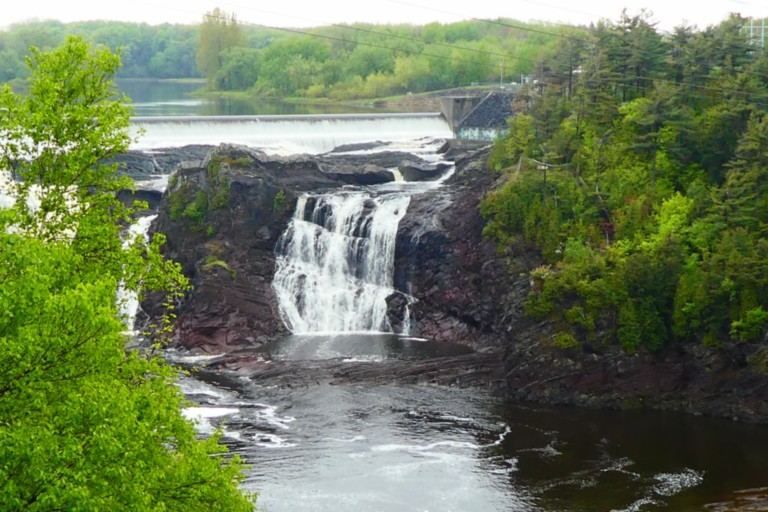 La chute du Parc des Chutes-de-la-Chaudière